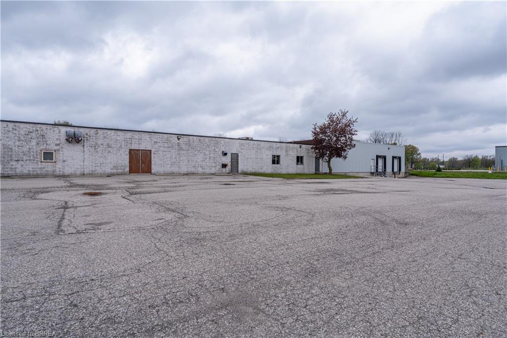 115 Scott Avenue Property Photo 1