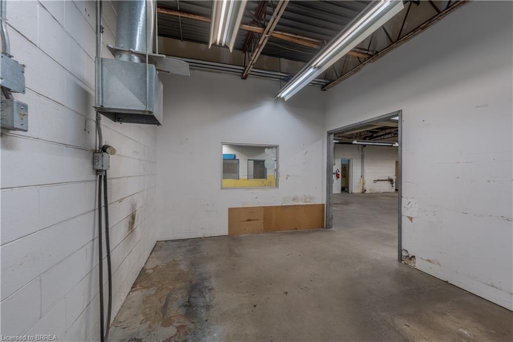 115 Scott Avenue Property Photo 29