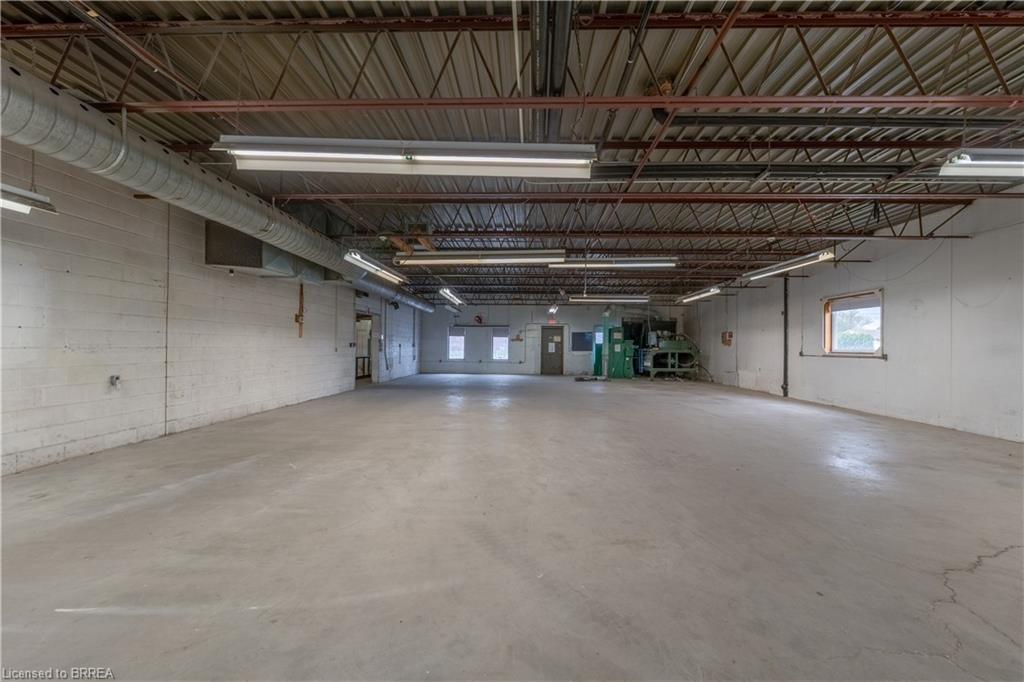 115 Scott Avenue Property Photo 31