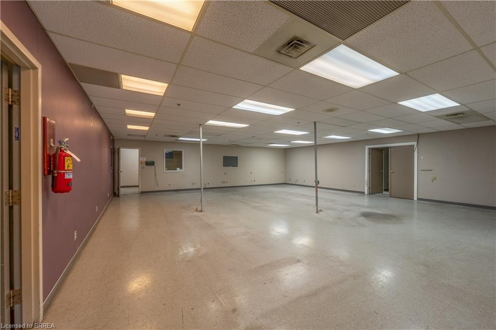 115 Scott Avenue Property Photo 38
