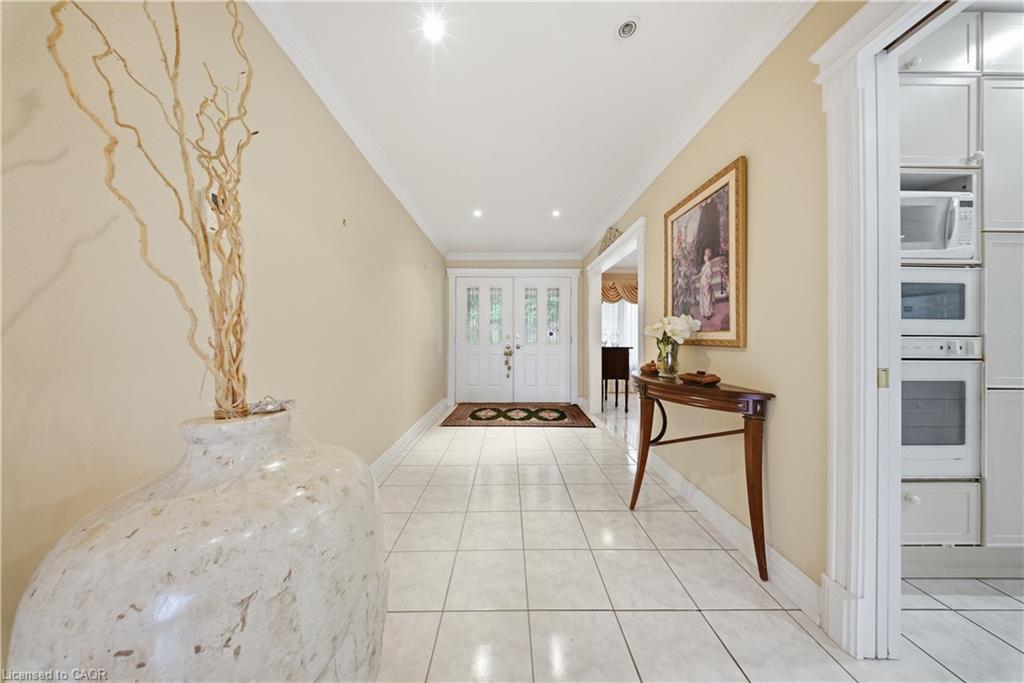 529 Conservation Drive Property Photo 6