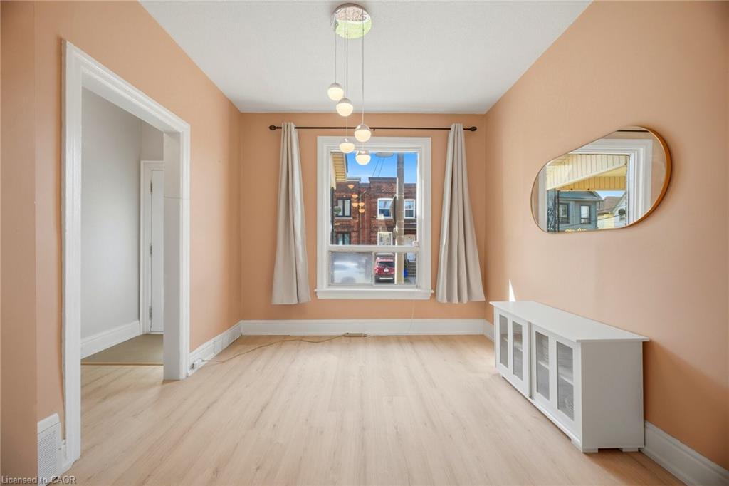 38 Madison Avenue Property Photo 6