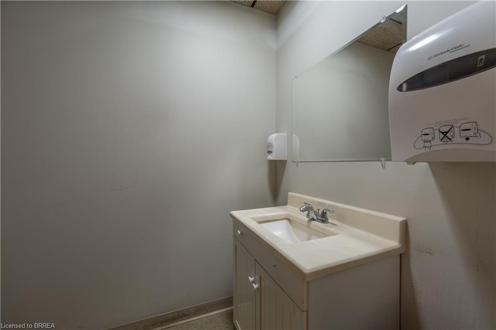 A-115 Scott Avenue Property Photo 28