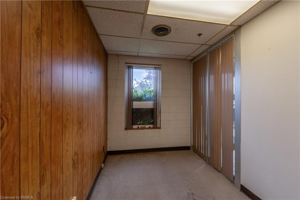 A-115 Scott Avenue Property Photo 30