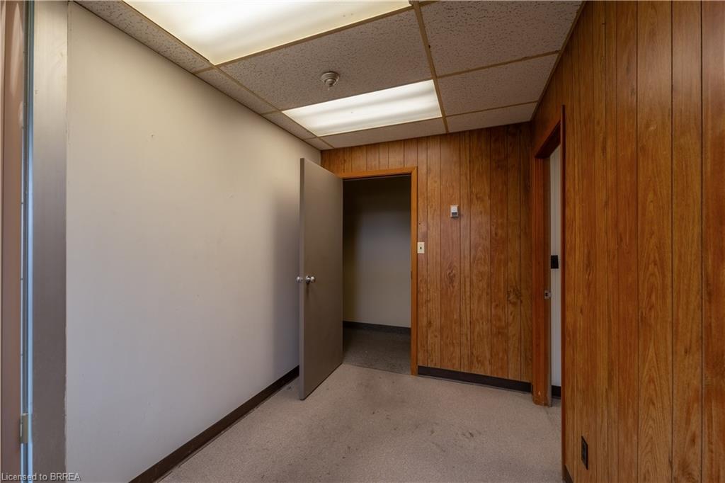 A-115 Scott Avenue Property Photo 31