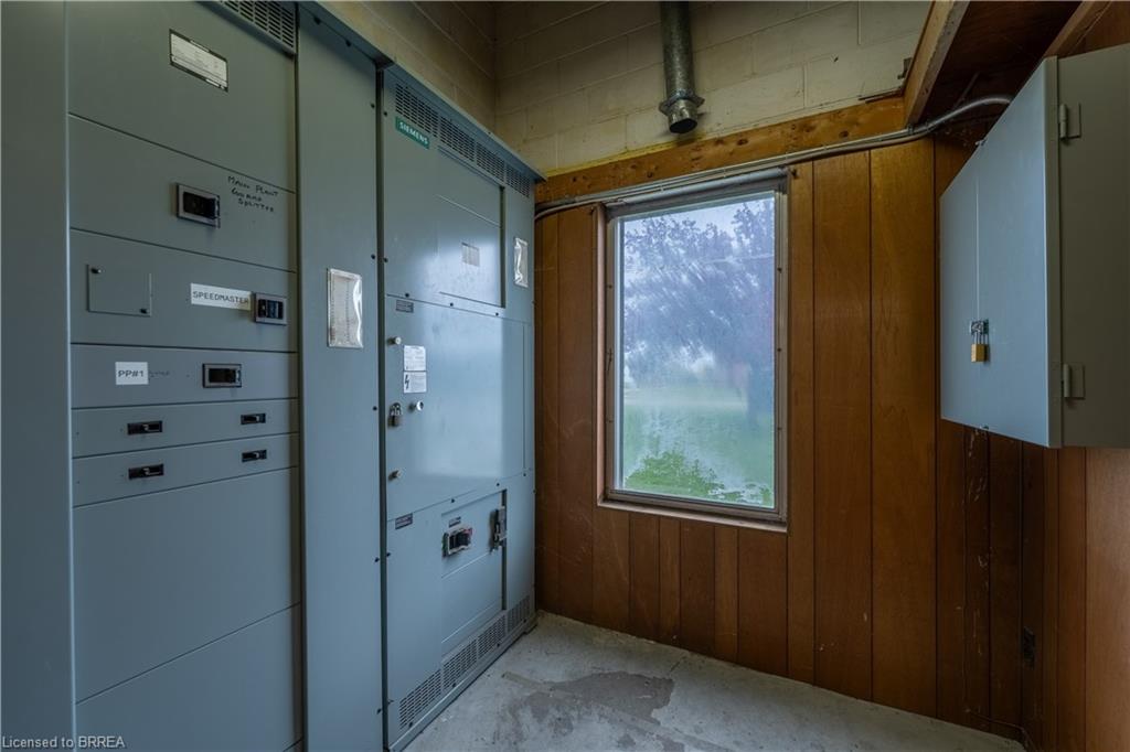 A-115 Scott Avenue Property Photo 43