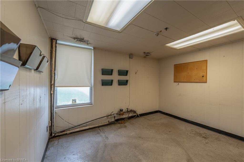 A-115 Scott Avenue Property Photo 44