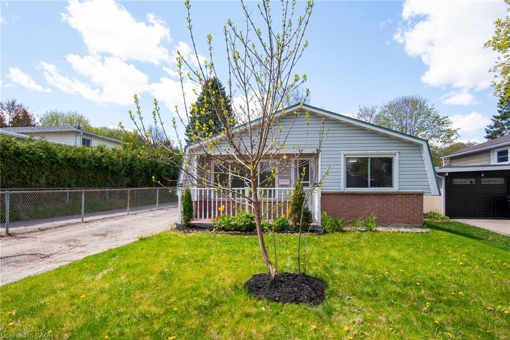 87 Christopher Drive Property Photo 2