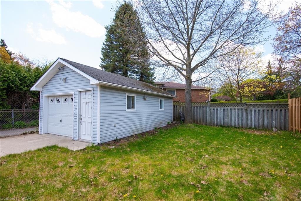 87 Christopher Drive Property Photo 28