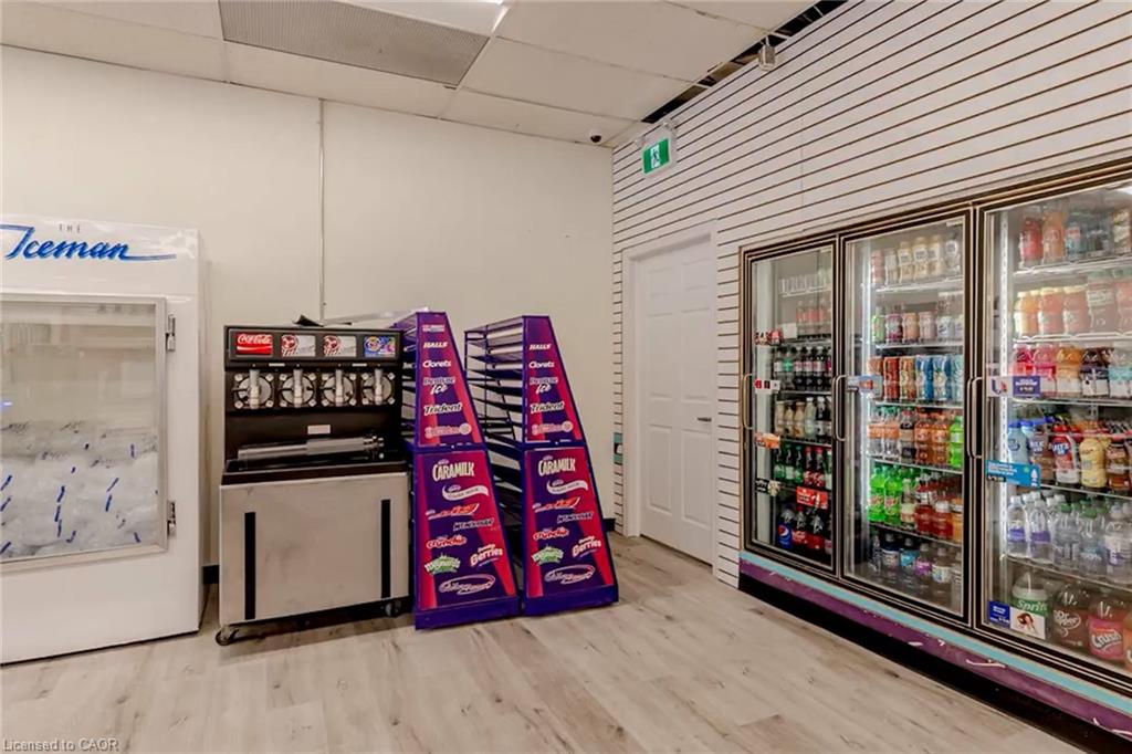 7-30 Glamis Road Property Photo 36