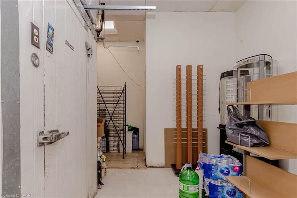 7-30 Glamis Road Property Photo 37