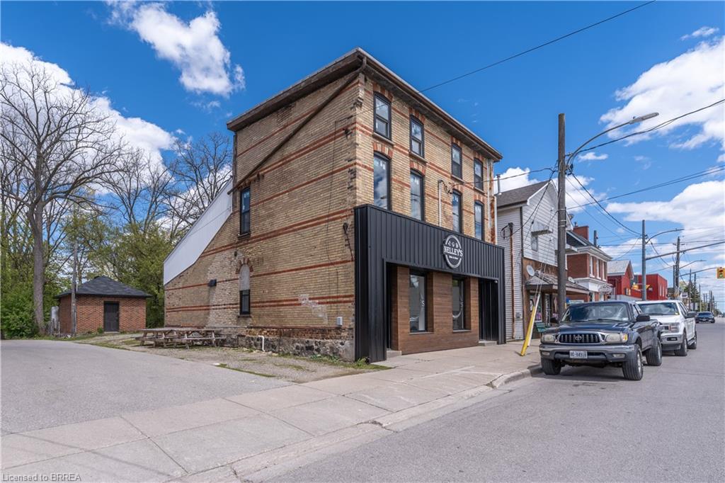 124 King Street Property Photo 2