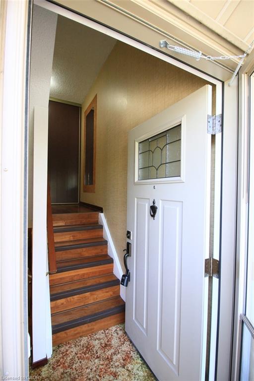 4-63 Fonthill Road Property Photo 6