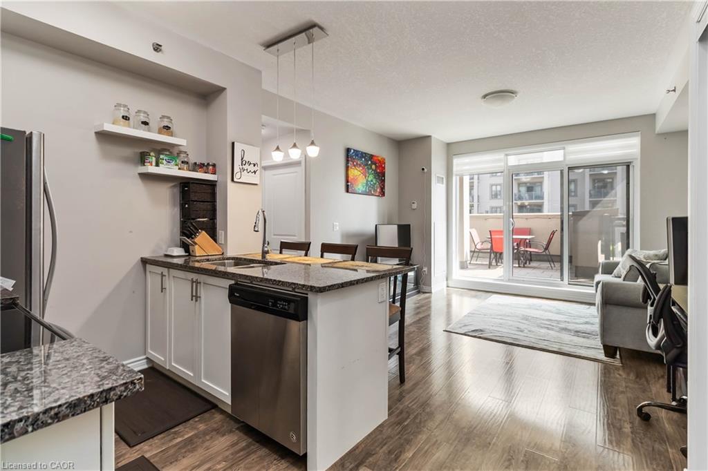 301-2490 Old Bronte Road Property Photo 12