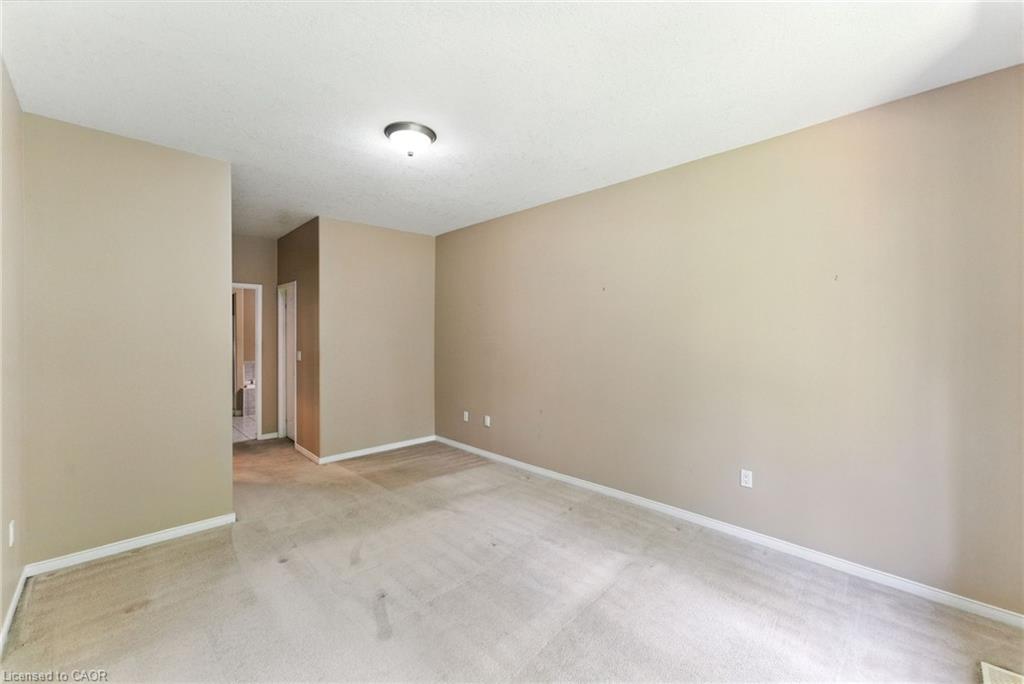 6-40 Wesleyan Court Property Photo 16