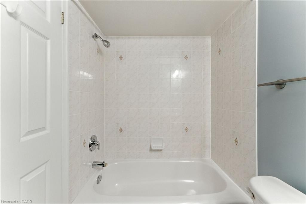 6-40 Wesleyan Court Property Photo 21
