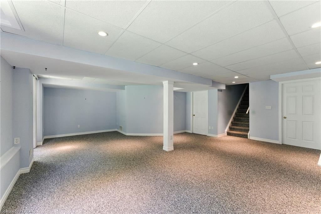 6-40 Wesleyan Court Property Photo 33