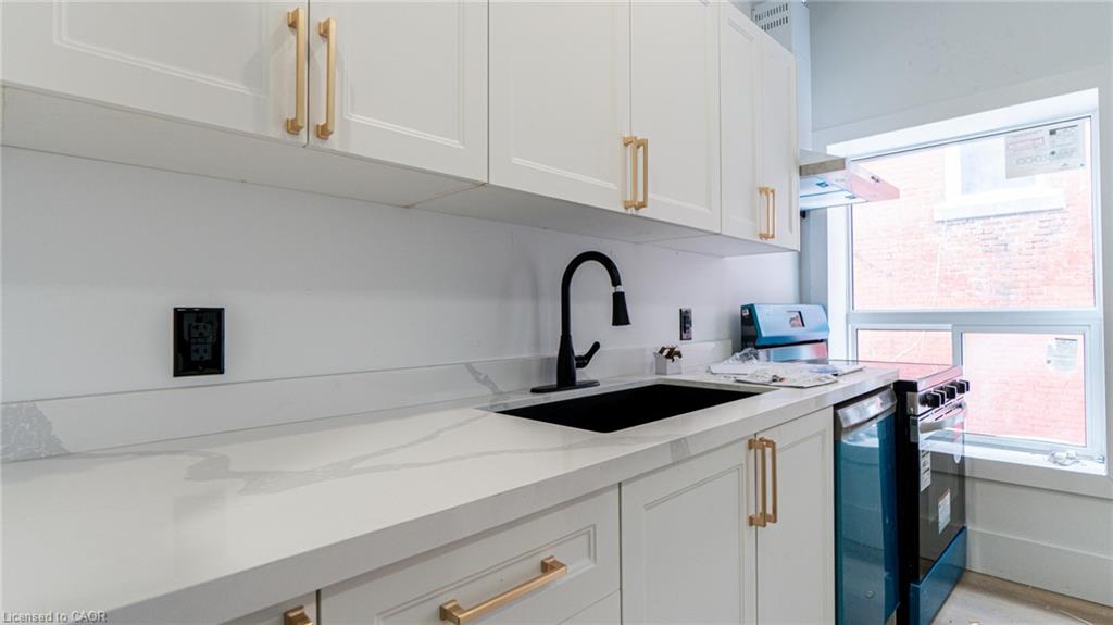 47 Front Street Property Photo 16