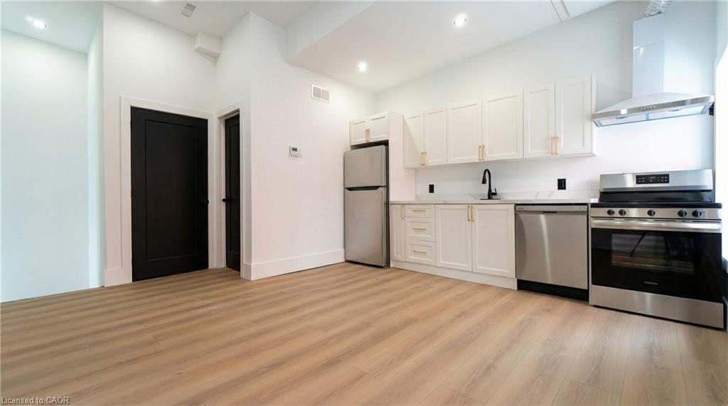47 Front Street Property Photo 24