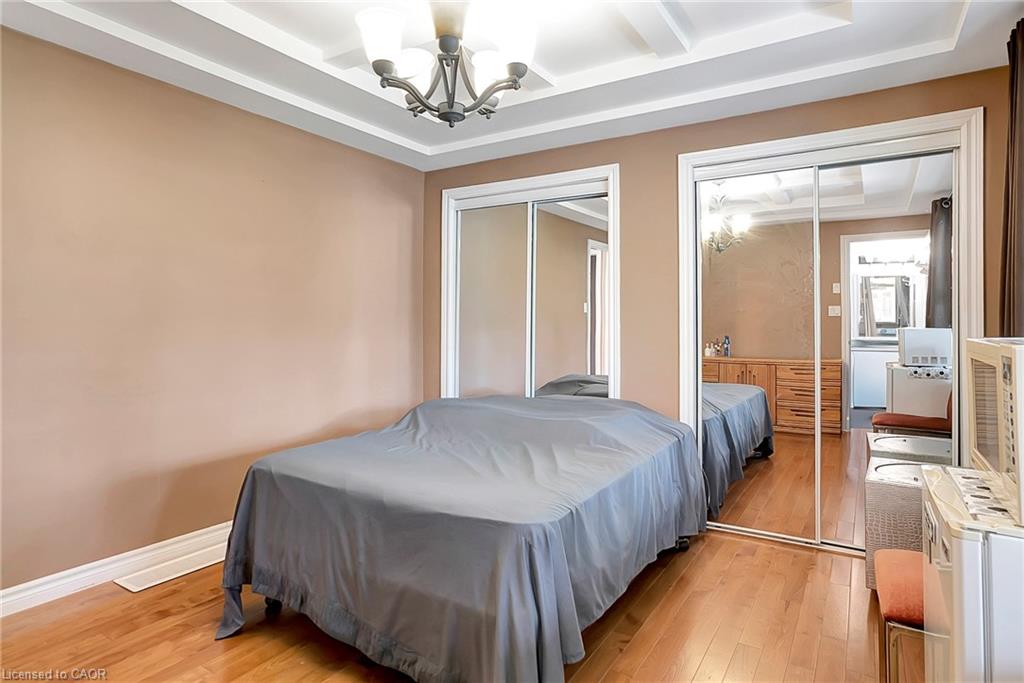 1392 Doon Village Road Property Photo 10