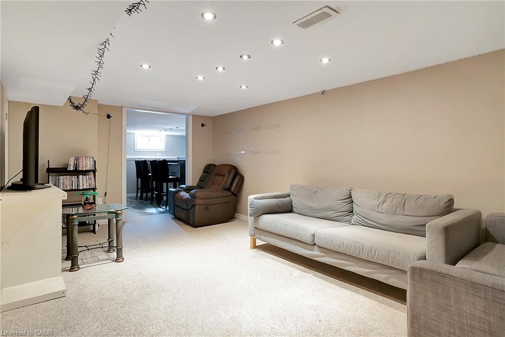 1392 Doon Village Road Property Photo 15