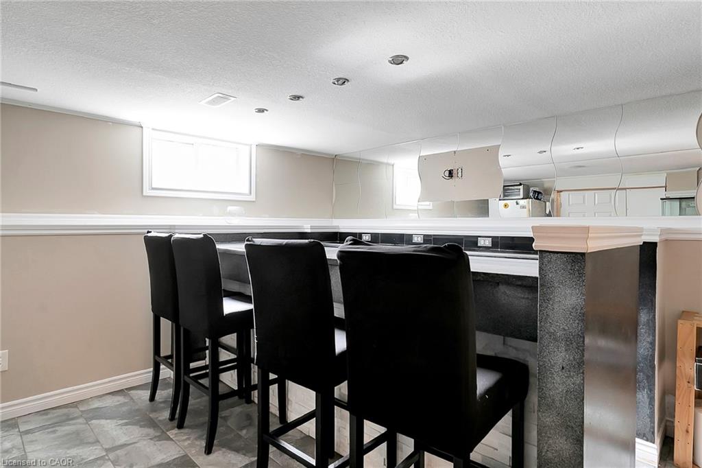 1392 Doon Village Road Property Photo 18