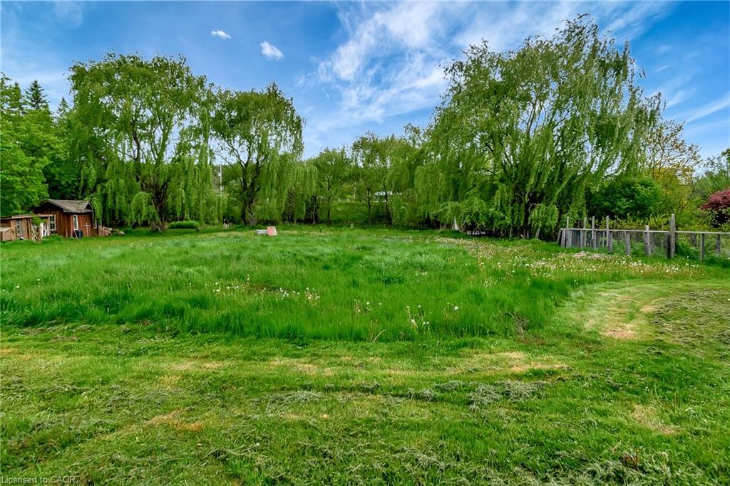 1392 Doon Village Road Property Photo 23