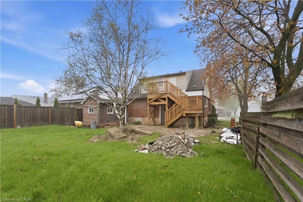 3-124 Mcelroy Road E Property Photo 17