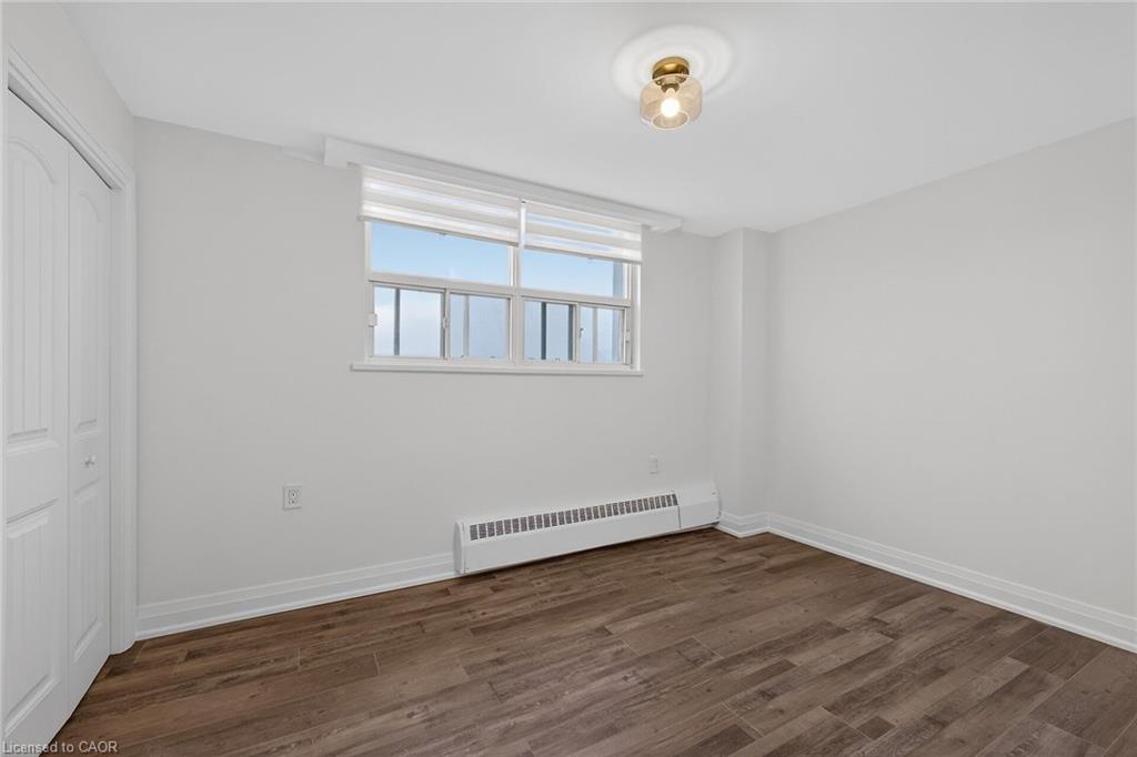 702-212 Kerr Street Property Photo 21