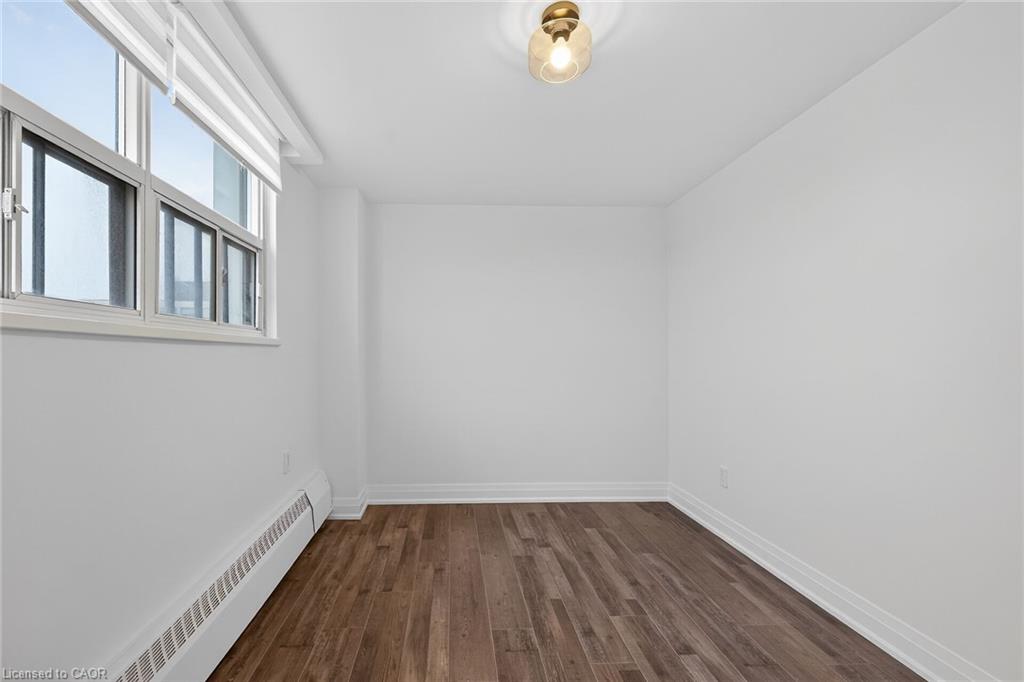 702-212 Kerr Street Property Photo 22