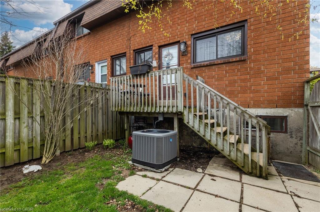 L4-444 Stone Church Road W Property Photo 33