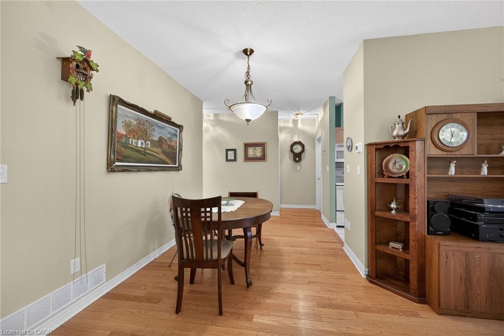 59 Riveroaks Drive Property Photo 6