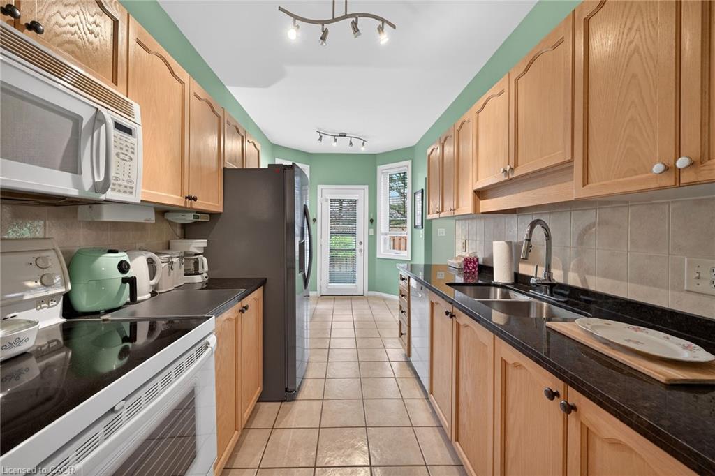 59 Riveroaks Drive Property Photo 19