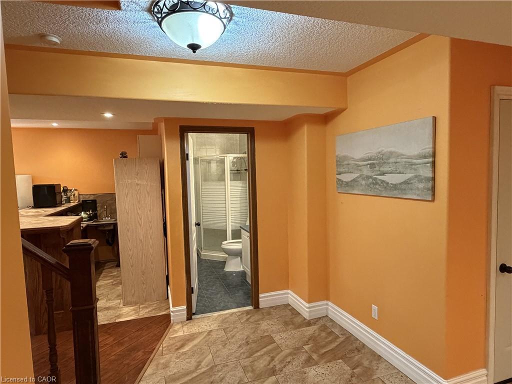 2 Pineridge Drive Property Photo 8