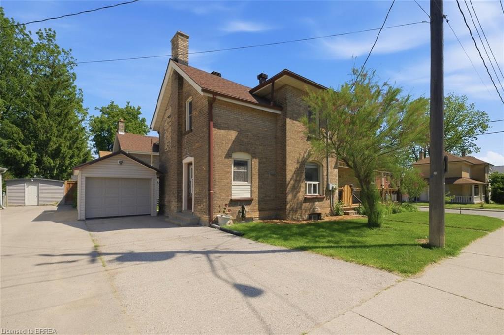 76 Brock Street Property Photo 2