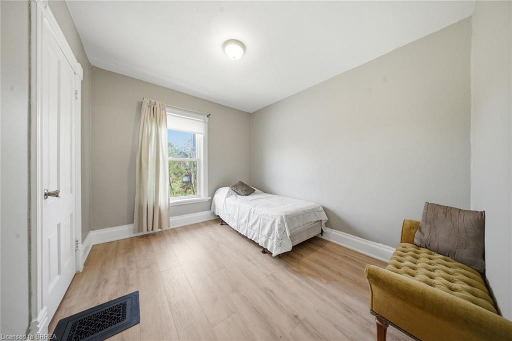 76 Brock Street Property Photo 19
