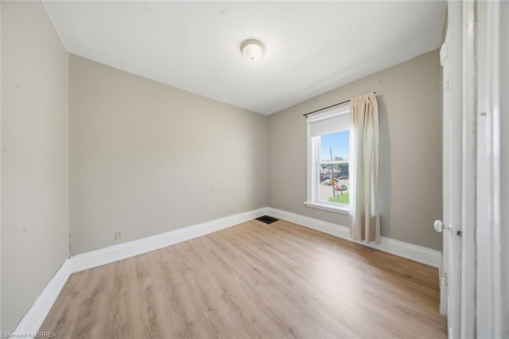 76 Brock Street Property Photo 20