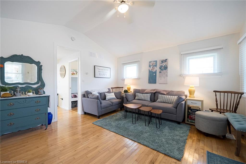21 Ferris Street Property Photo 10