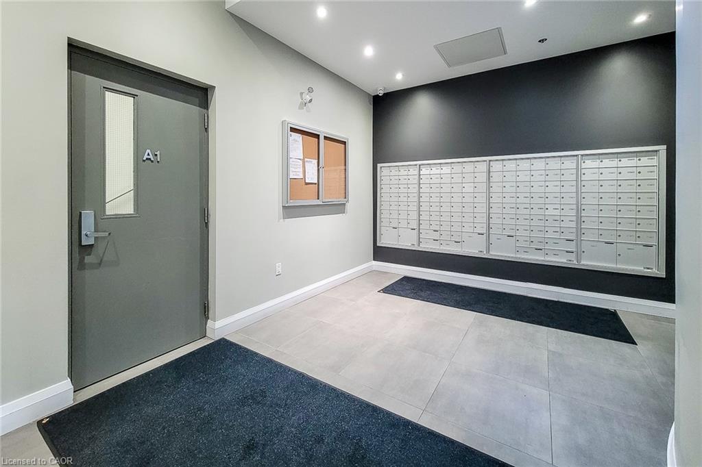 217-1 Redfern Avenue Property Photo 4