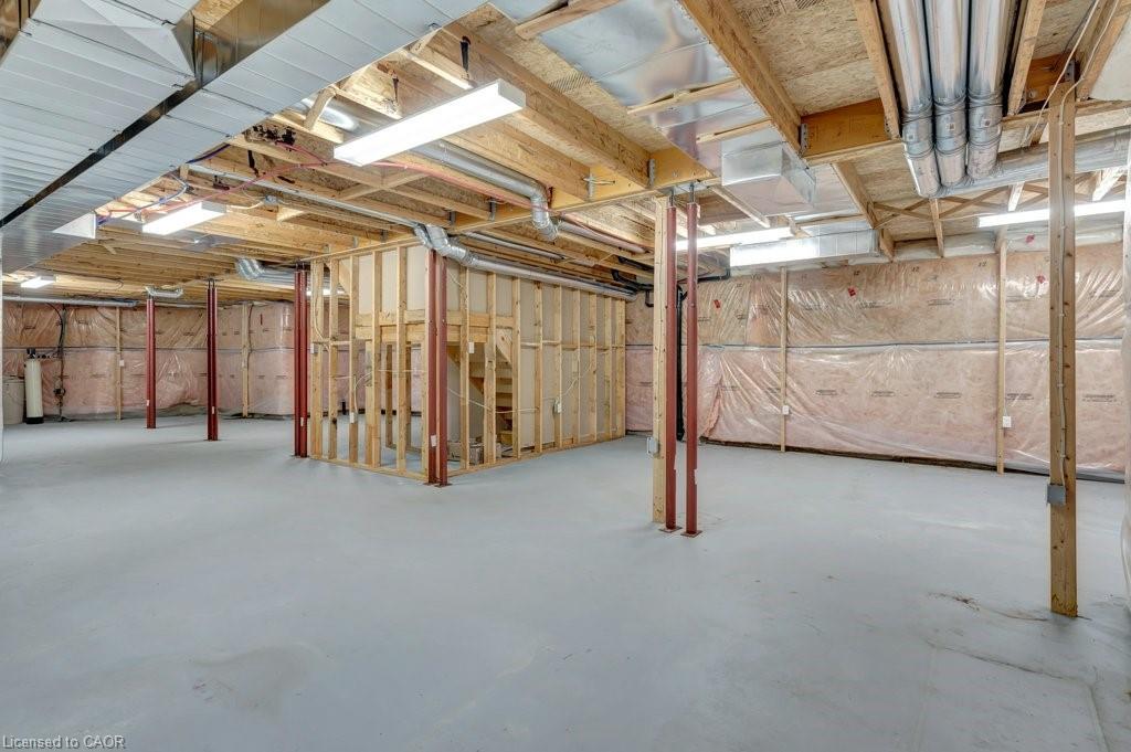121 Crumlin Lane Property Photo 32