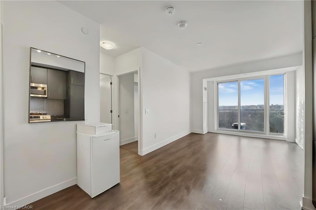242-2450 Old Bronte Road Property Photo 6