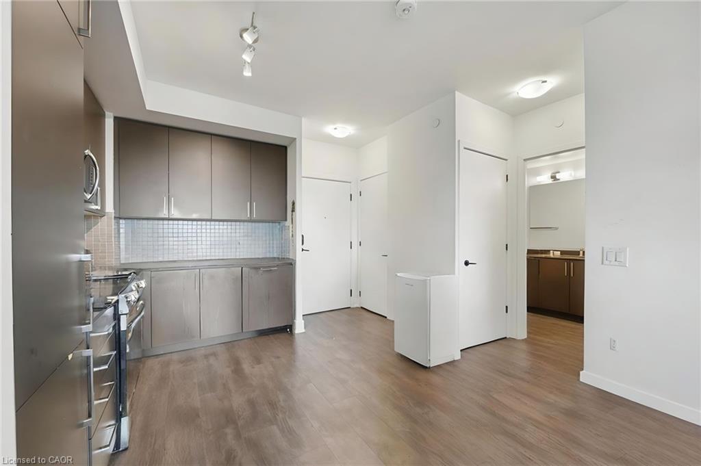 242-2450 Old Bronte Road Property Photo 12