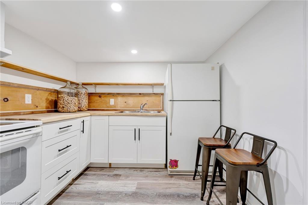 42 Shanley Street Property Photo 32