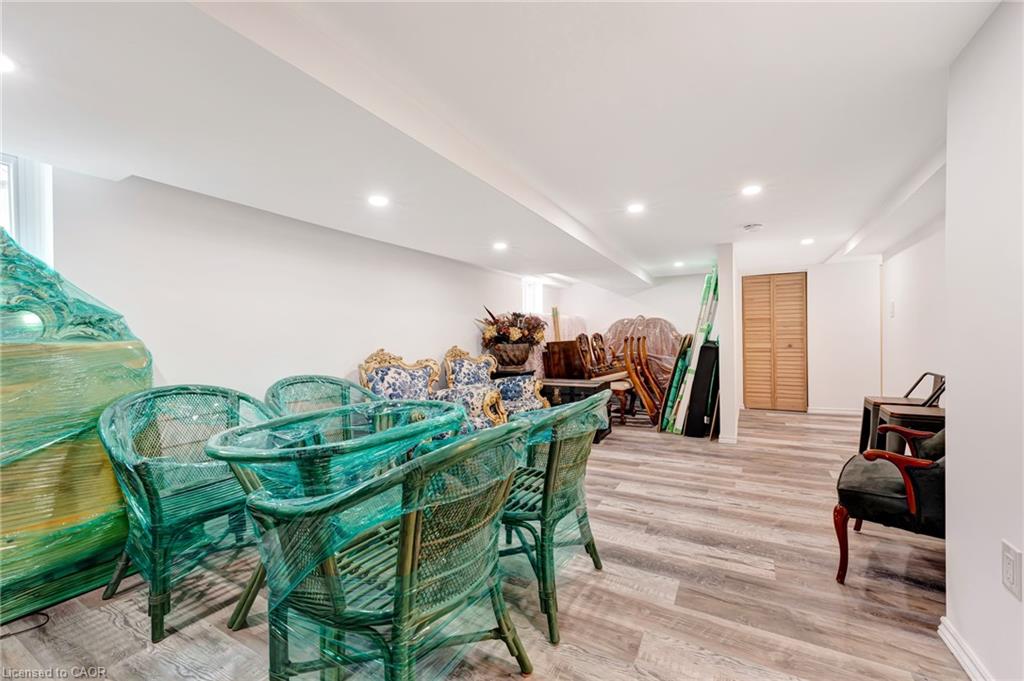 42 Shanley Street Property Photo 34