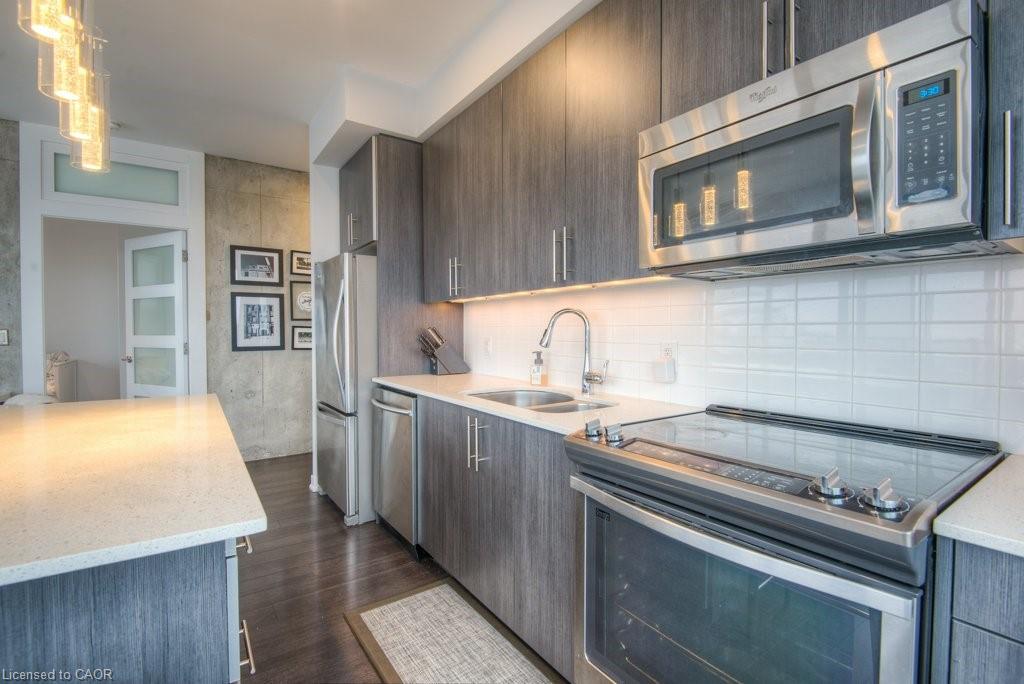 1402-85 Duke Street W Property Photo 9