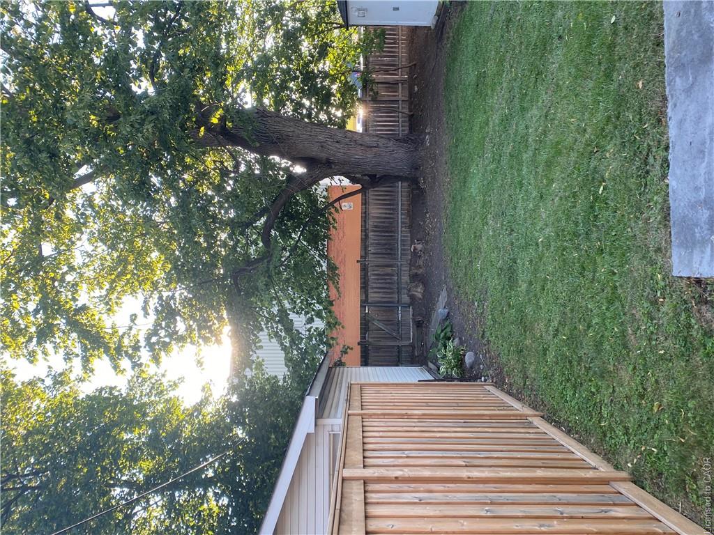 242 East 43rd Street Property Photo 33
