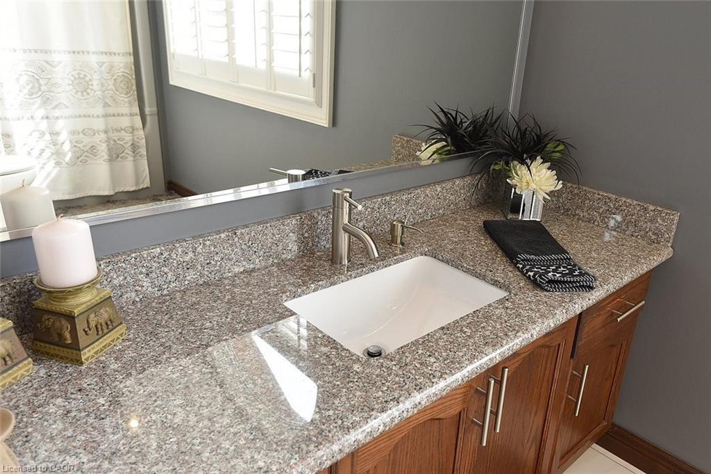 36 Tommar Place Property Photo 35