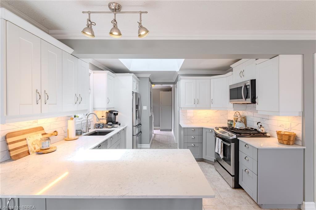 36 Crandell Avenue Property Photo 10