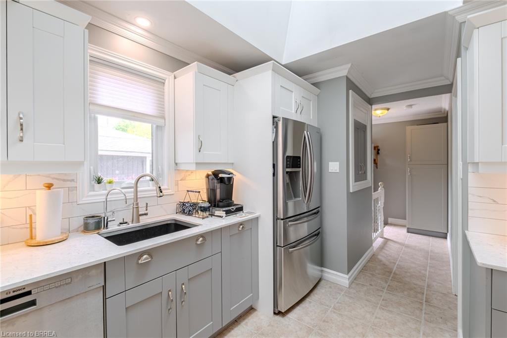 36 Crandell Avenue Property Photo 11