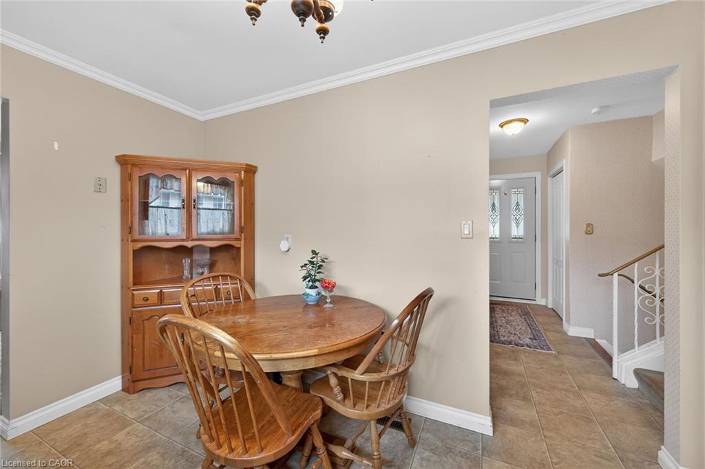 582 Woodview Road Property Photo 20